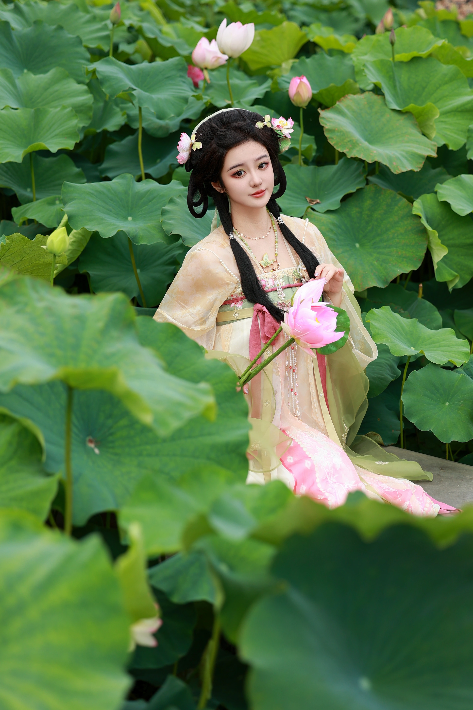 [YITUYU艺图语]2024.10.08 美人妆 不可爱的禾禾喵 2